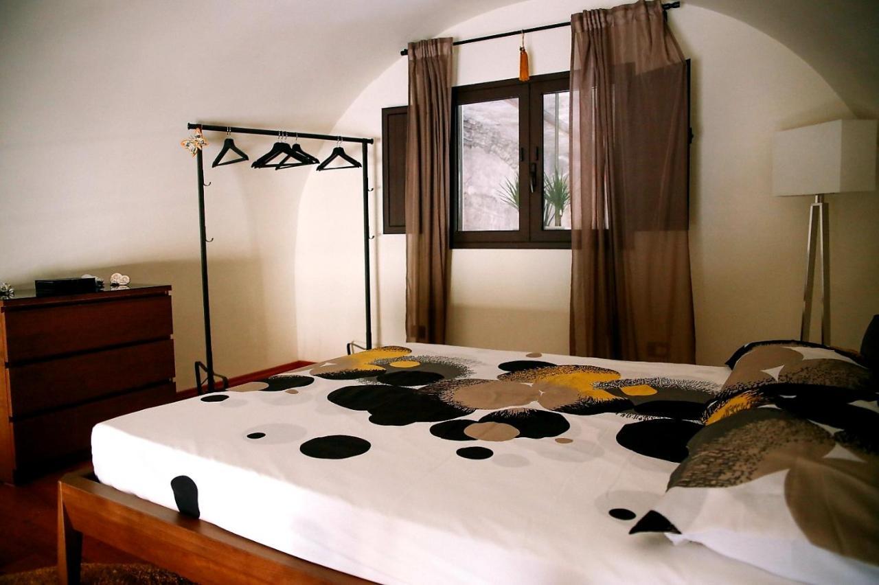 Center Street Apartment Катания Экстерьер фото