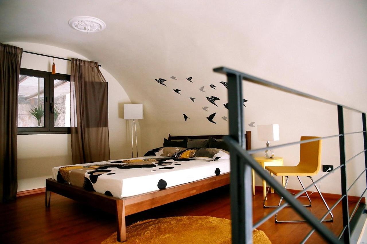 Center Street Apartment Катания Экстерьер фото