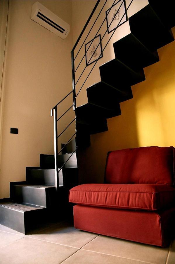 Center Street Apartment Катания Экстерьер фото